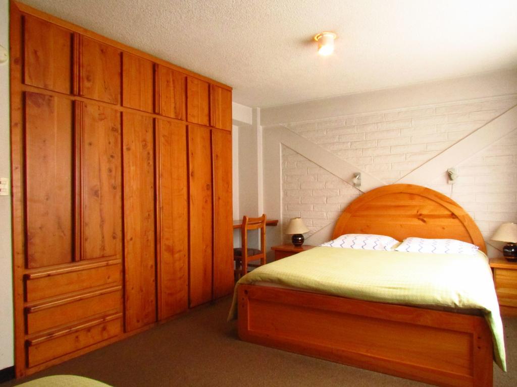 Apartamentos Los Quipus Quito Habitación foto